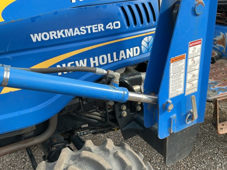 2013-new-holland-workmaster-40-image-13