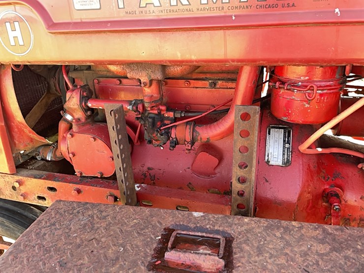 ih-farmall-h-tractor-image-34