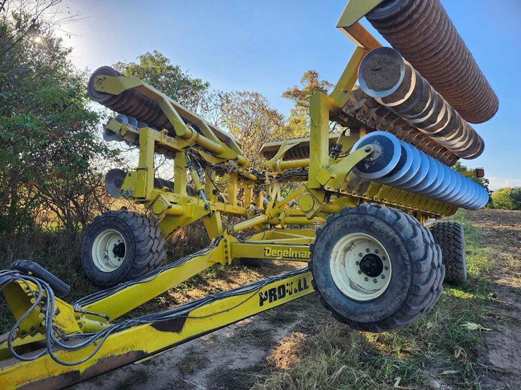 degelman-pro-till-40-image-1