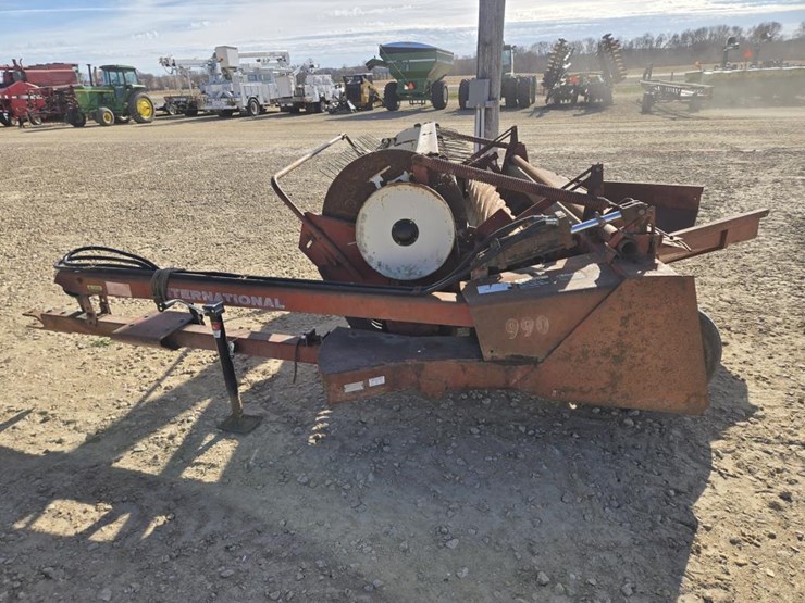 international-990-image-2