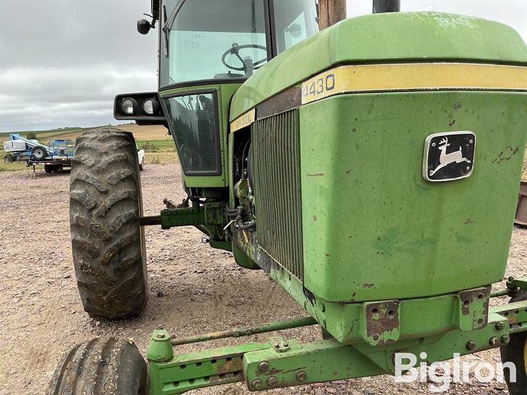 1975-john-deere-4430-image-13