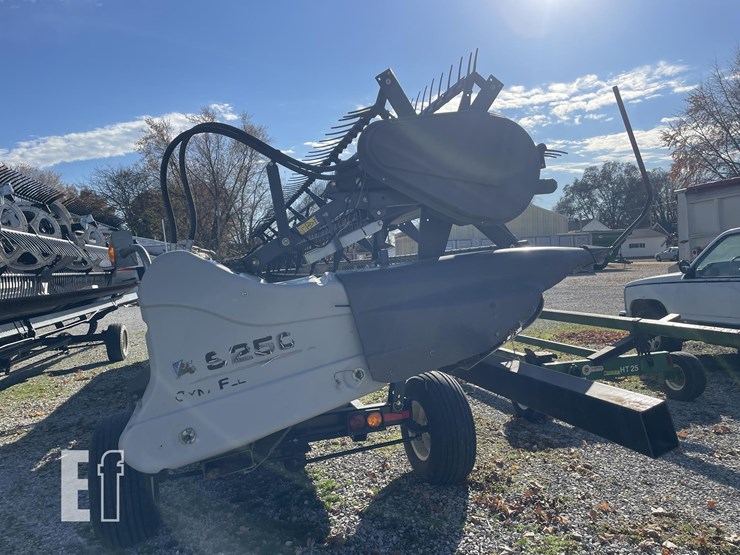 2013-gleaner-9250-image-5