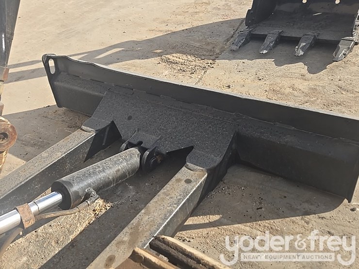 bobcat-331g-image-15