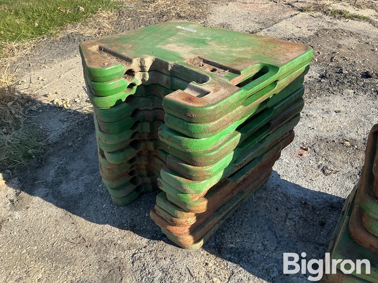 john-deere-100-image-5