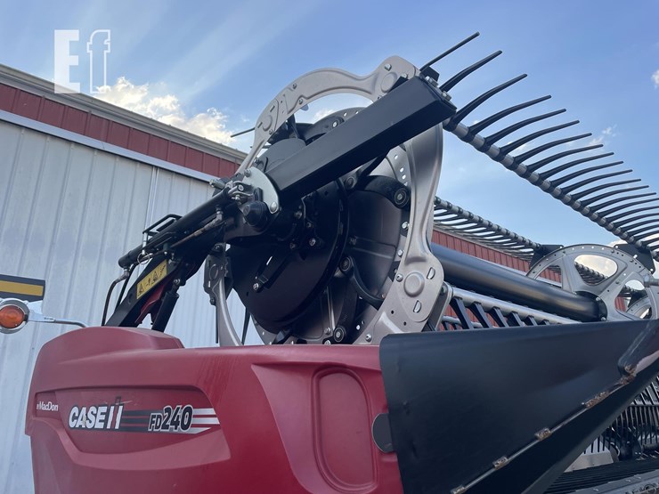 2024-case-ih-fd240-image-9