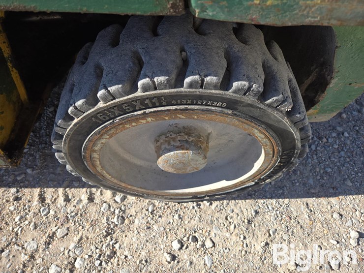 yale-forklift-image-17