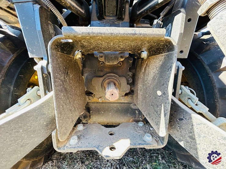 2016-john-deere-1025r-image-50