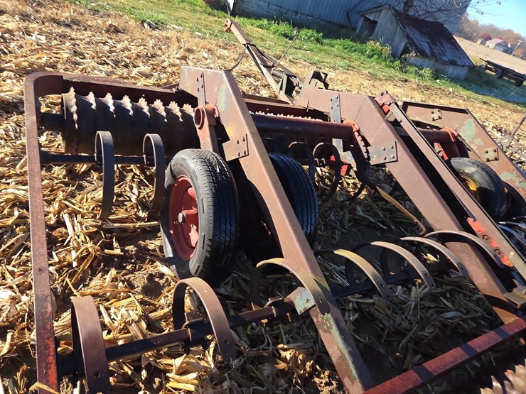 13'6"-brillion-cultimulcher-image-18