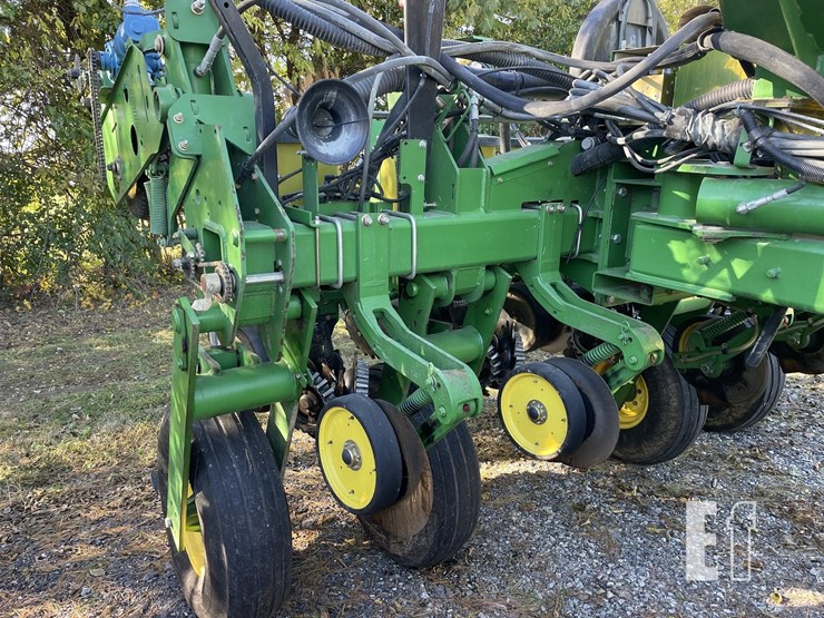 2011-john-deere-1770nt-image-20