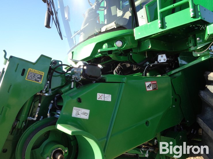 2023-john-deere-s790-image-13