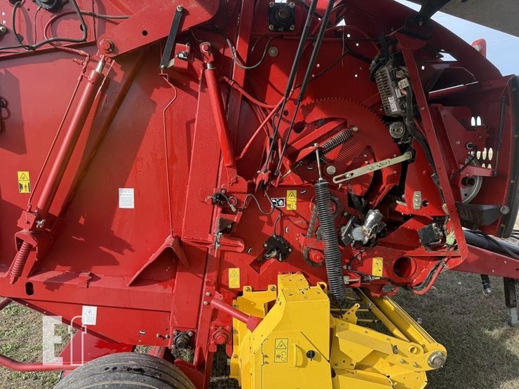 2015-new-holland-roll-belt-450-image-7