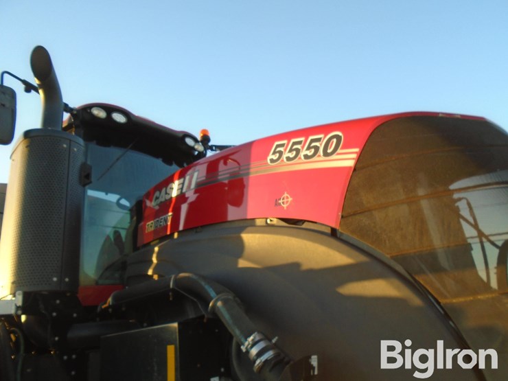 2018-case-ih-trident-5550-image-17
