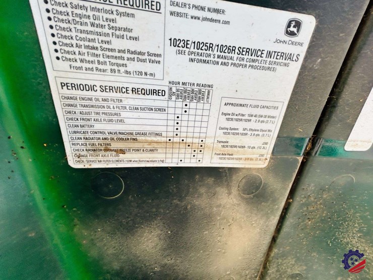 2016-john-deere-1025r-image-71