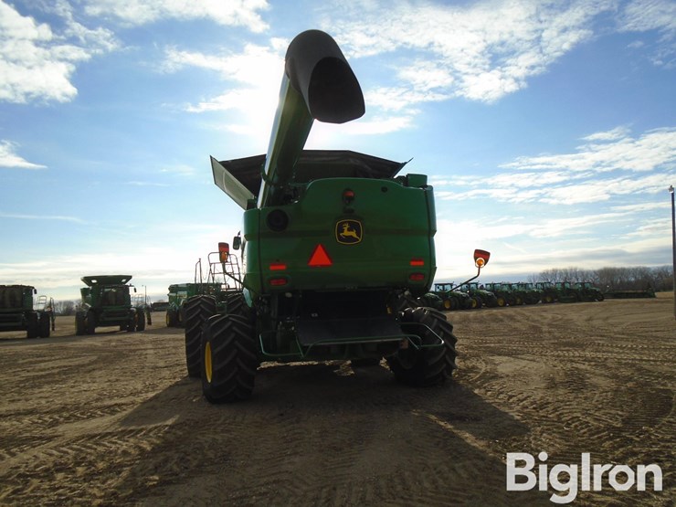 2020-john-deere-s780-image-10