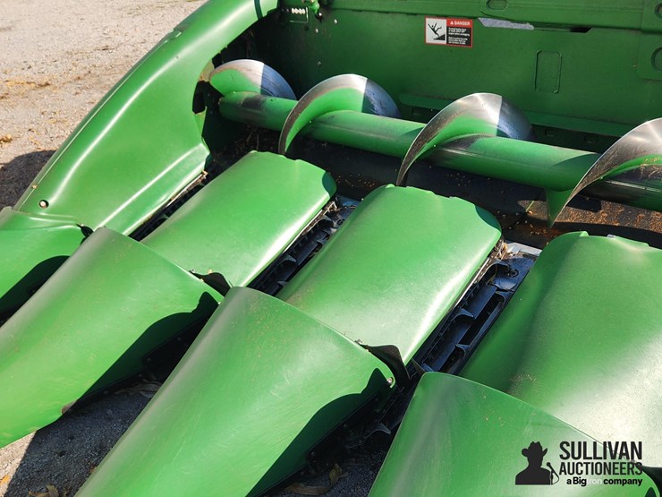 2012-john-deere-608c-image-16