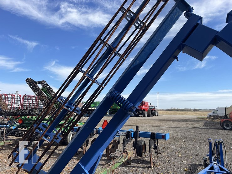 dmi-crumbler-image-12