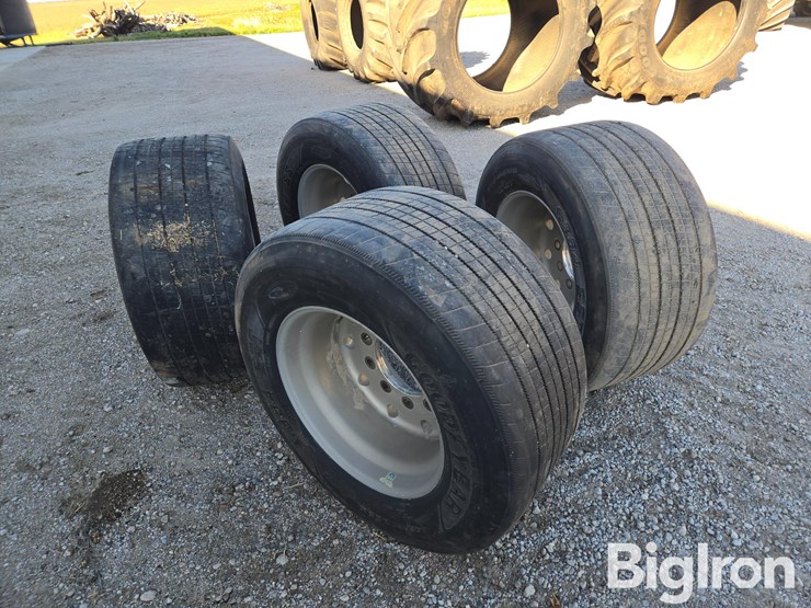goodyear-445/50r22.5-super-single-tires-on-aluminum-wheels-image-7