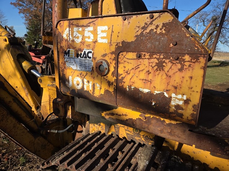 jd-455e-track-loader-w/-backhoe-image-15