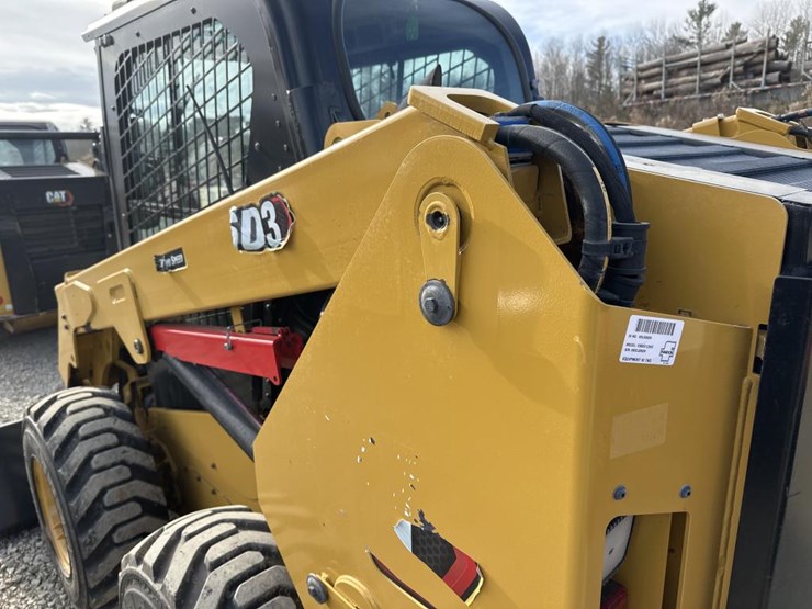 caterpillar-236d3-image-14