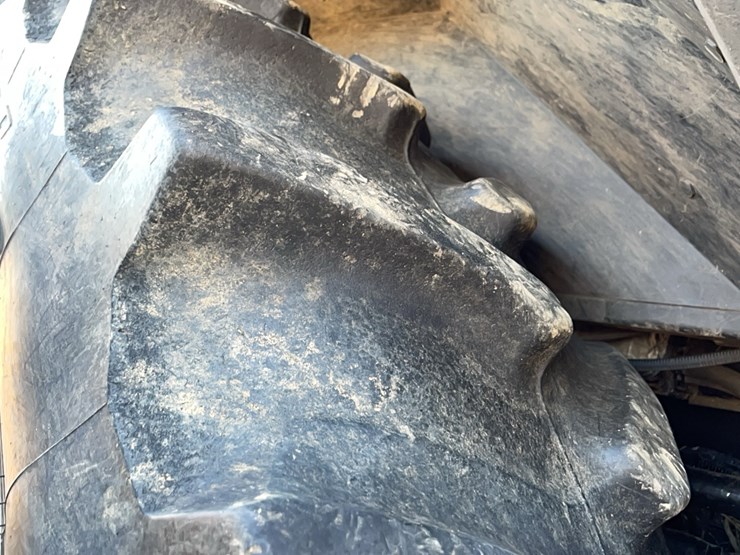 case-ih-275-image-26