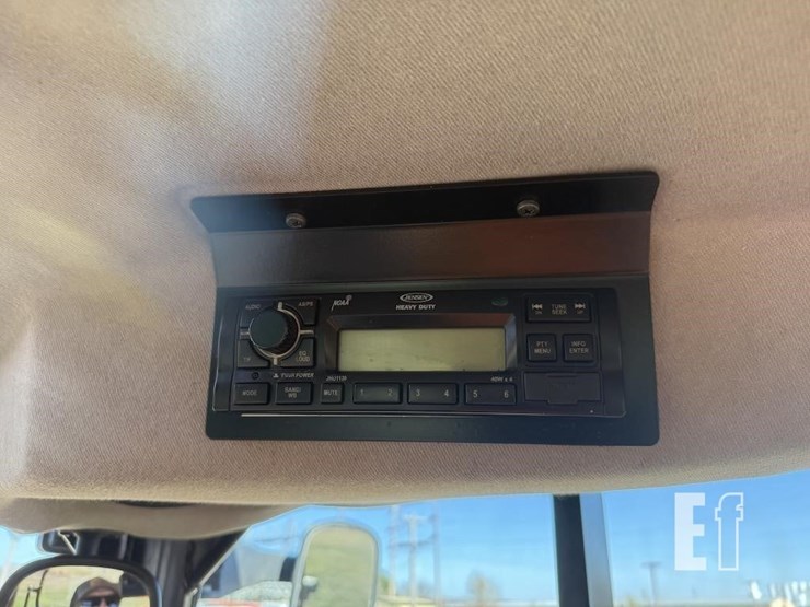 case-ih-maxxum-140-image-17