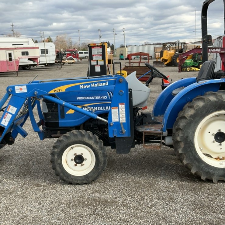 2013 NEW HOLLAND WORKMASTER 40