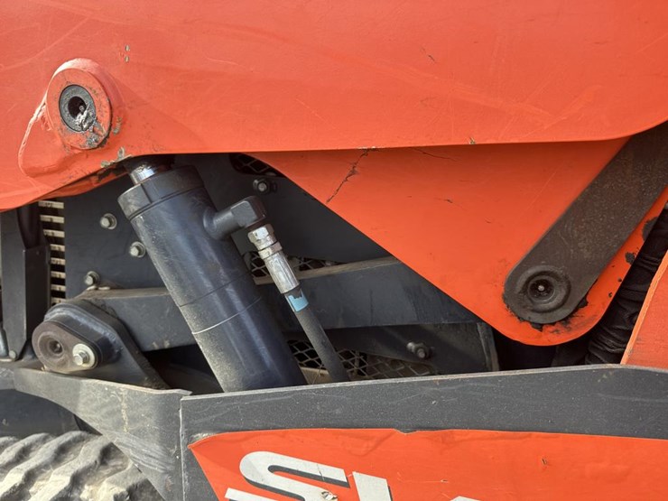 kubota-svl75-2-image-15