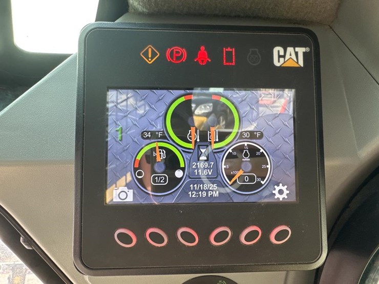 caterpillar-236d3-image-39