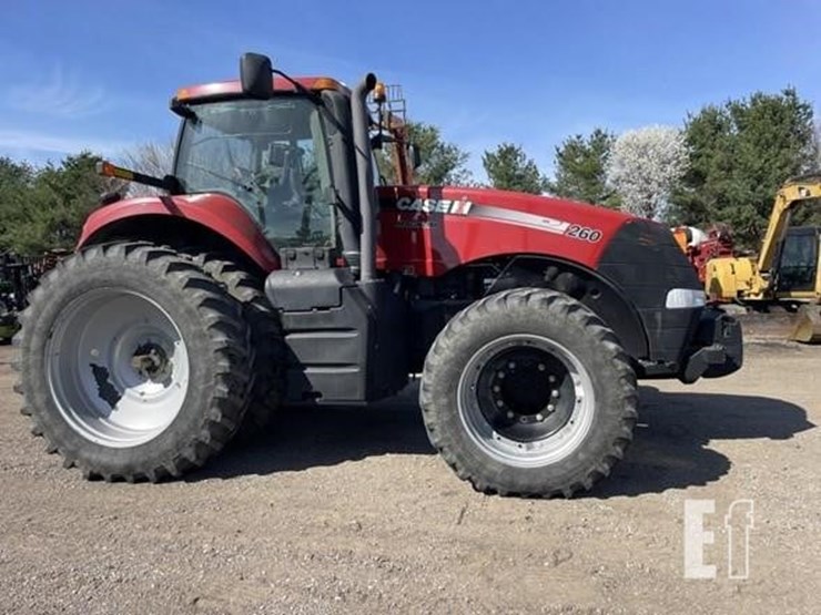 2012-case-ih-magnum-260-image-1