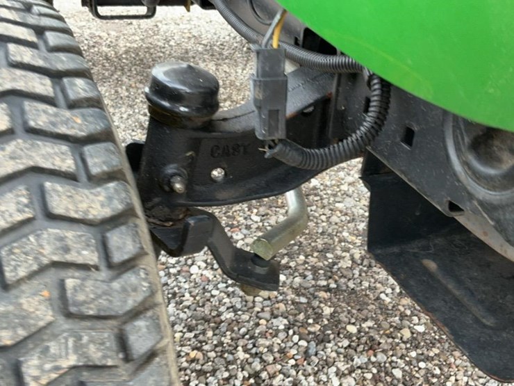 john-deere-l120-image-19