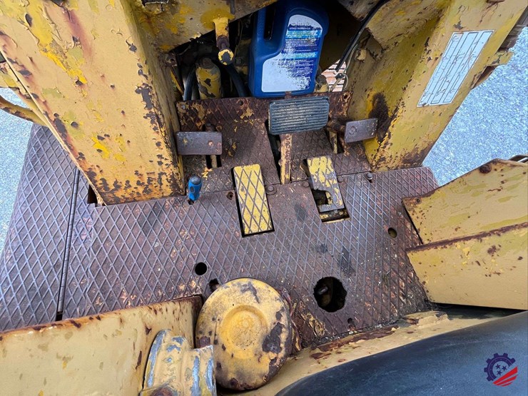 massey-ferguson-300-image-43