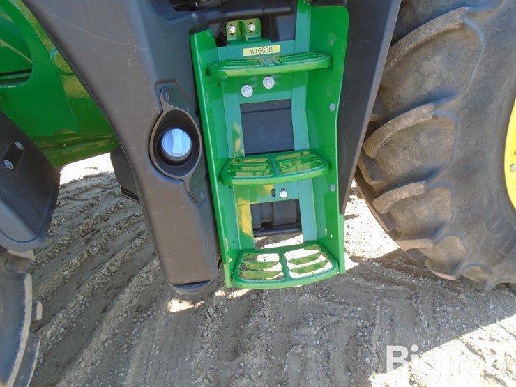 2023-john-deere-6r-155-image-18