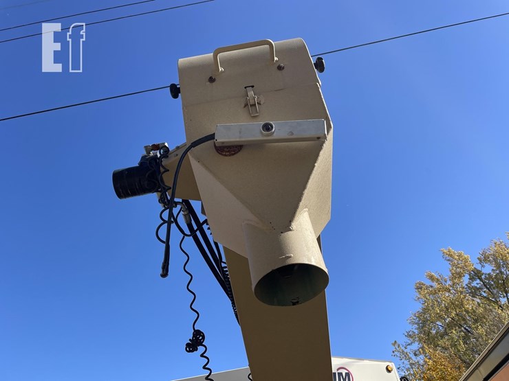 2010-unverferth-3750-image-37