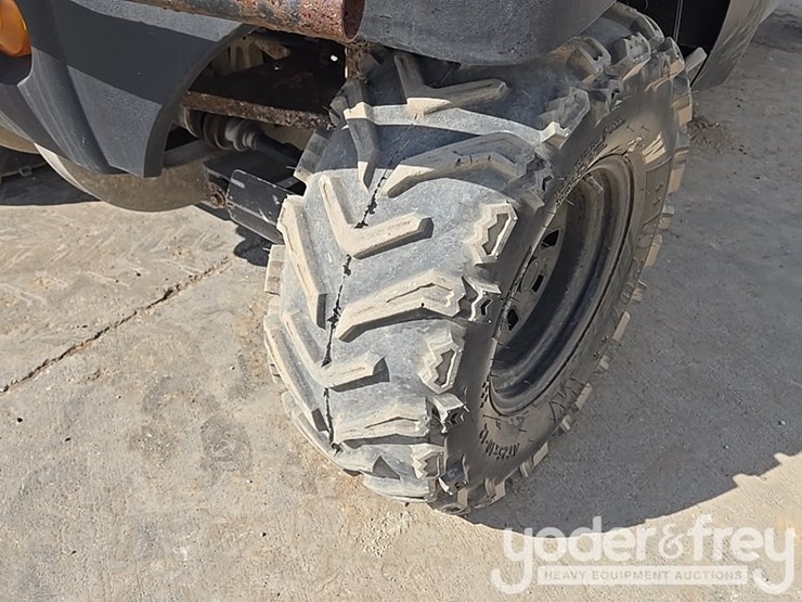 2019-club-car-carryall-1700-image-18