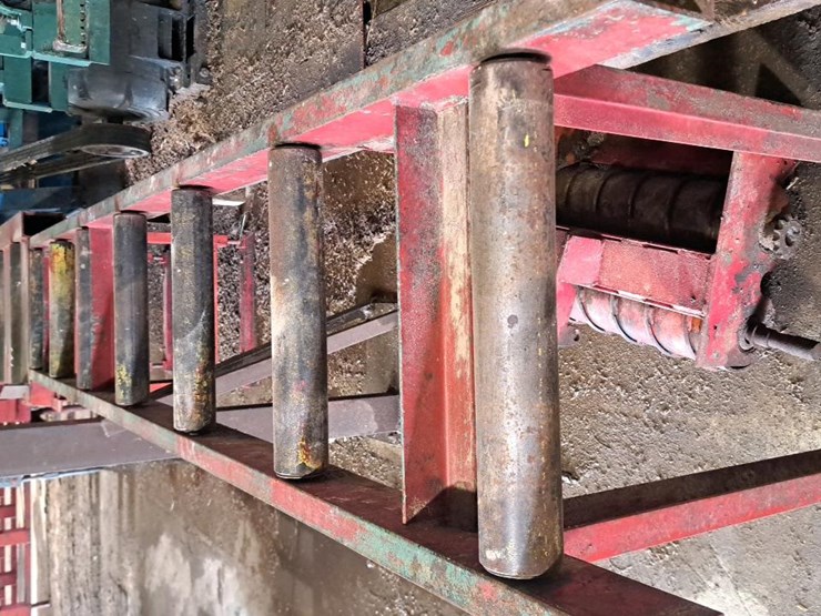 #128-•-rolls-case-image-6