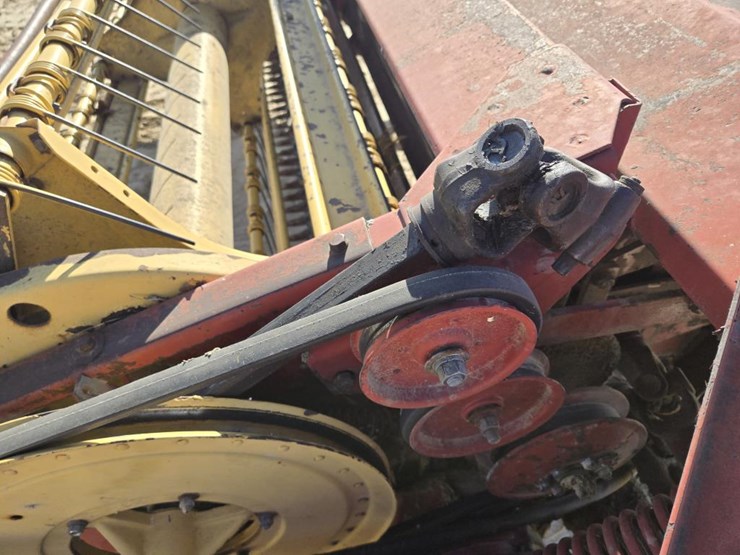 new-holland-489-image-13