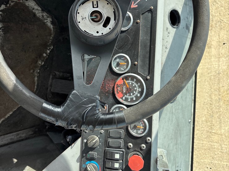 #16204-•-2016-autocar-actt42-image-11