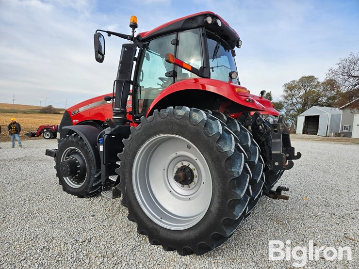 2015-case-ih-magnum-280-image-7
