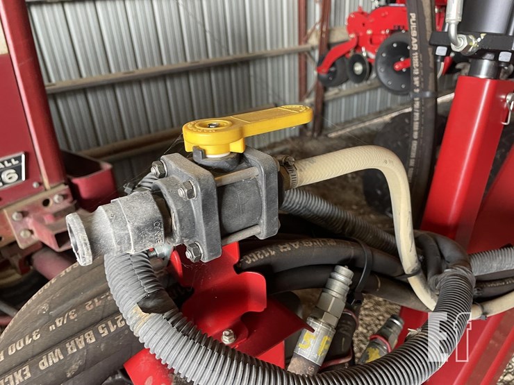 2024-case-ih-2160-image-42