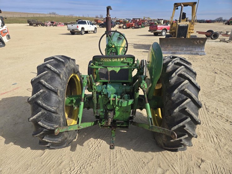 john-deere-420-image-11