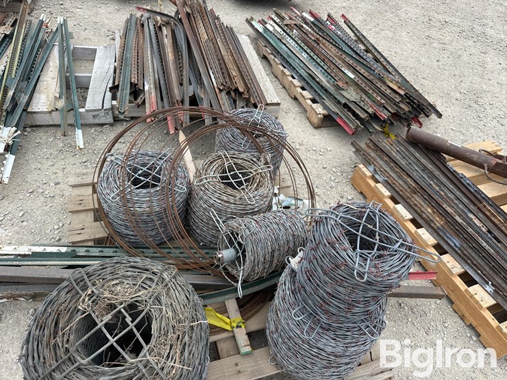 fencing-materials-assortment-image-11