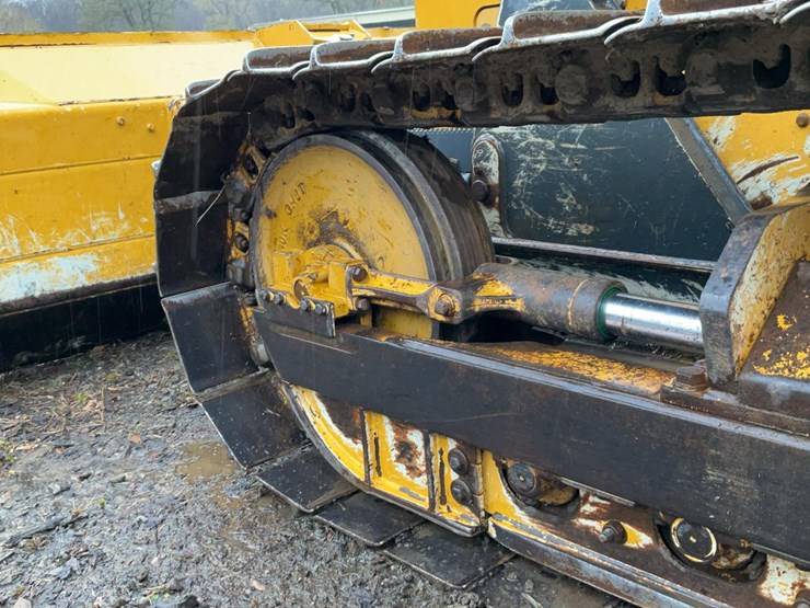 2016-deere-550k-lgp-image-32