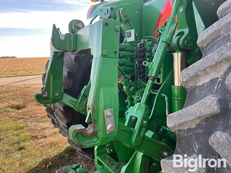 2010-john-deere-8295r-image-13
