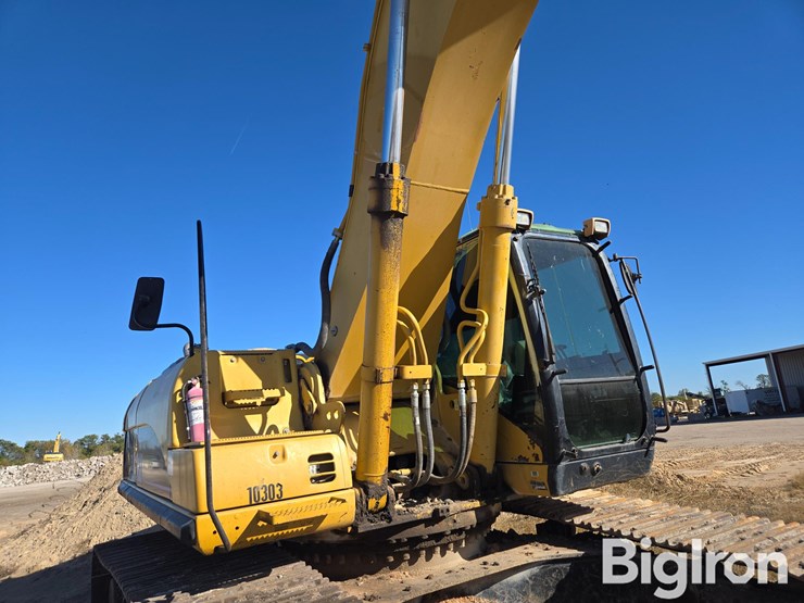 2005-caterpillar-330c-image-13