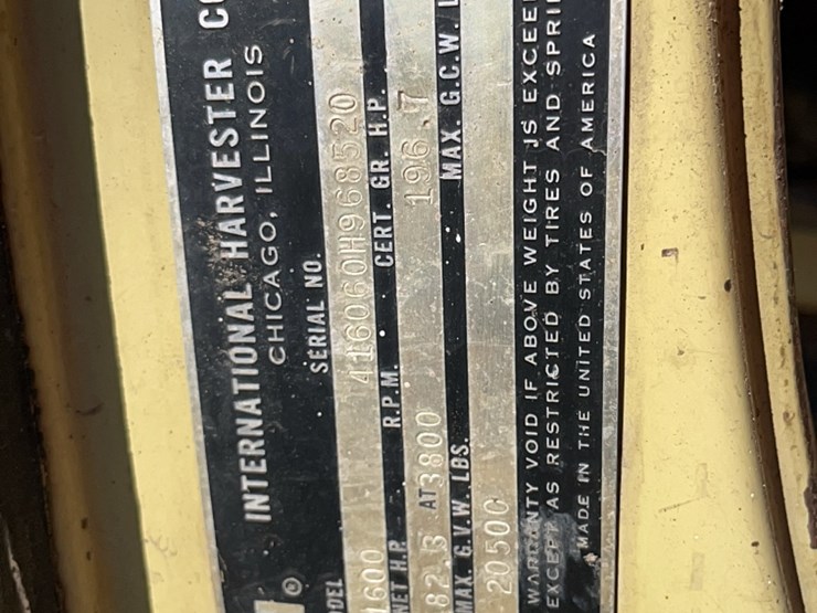 ih-load-star-1600-single-axle-grain-truck-image-33