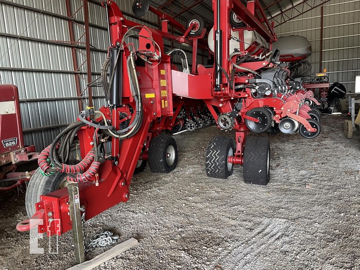 2024-case-ih-2160-image-14