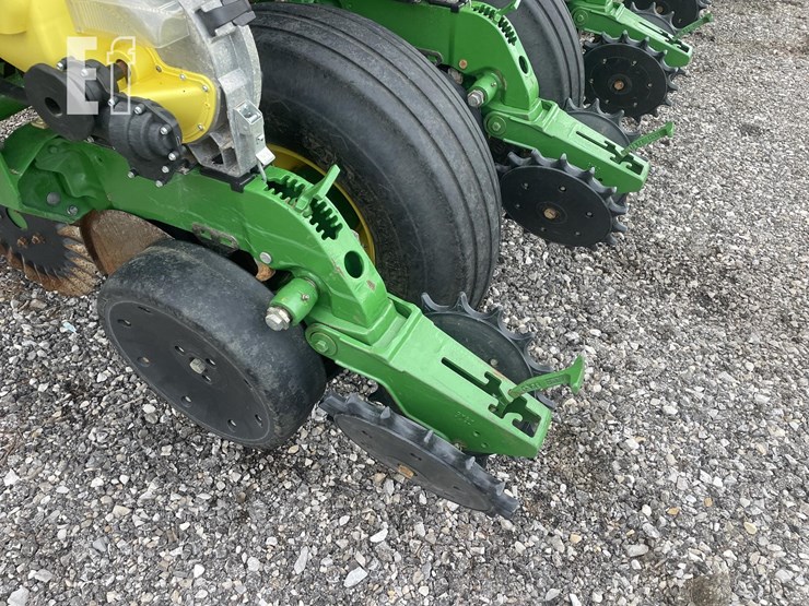 2012-john-deere-1790-image-8