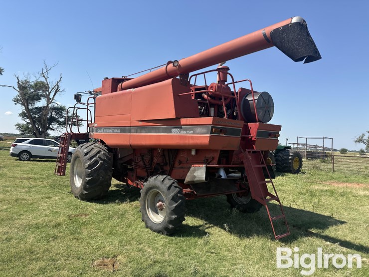 1990-case-ih-1680-image-7