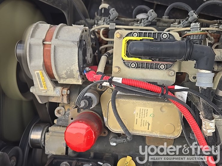 2015-jlg-600aj-image-90