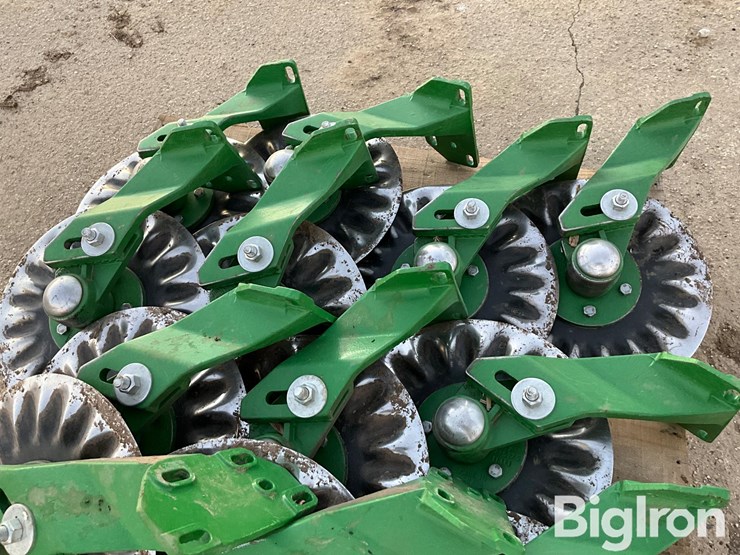 2022-john-deere-1795-image-10